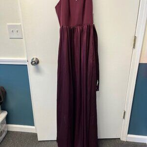Vera Wang Halter V-Neck w/Sash Size 2 New-never worn